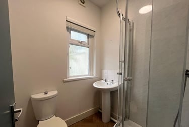 1 bed flat, 17 Woodland Terrace, Greenbank, Plymouth, PL48NL - Image 5